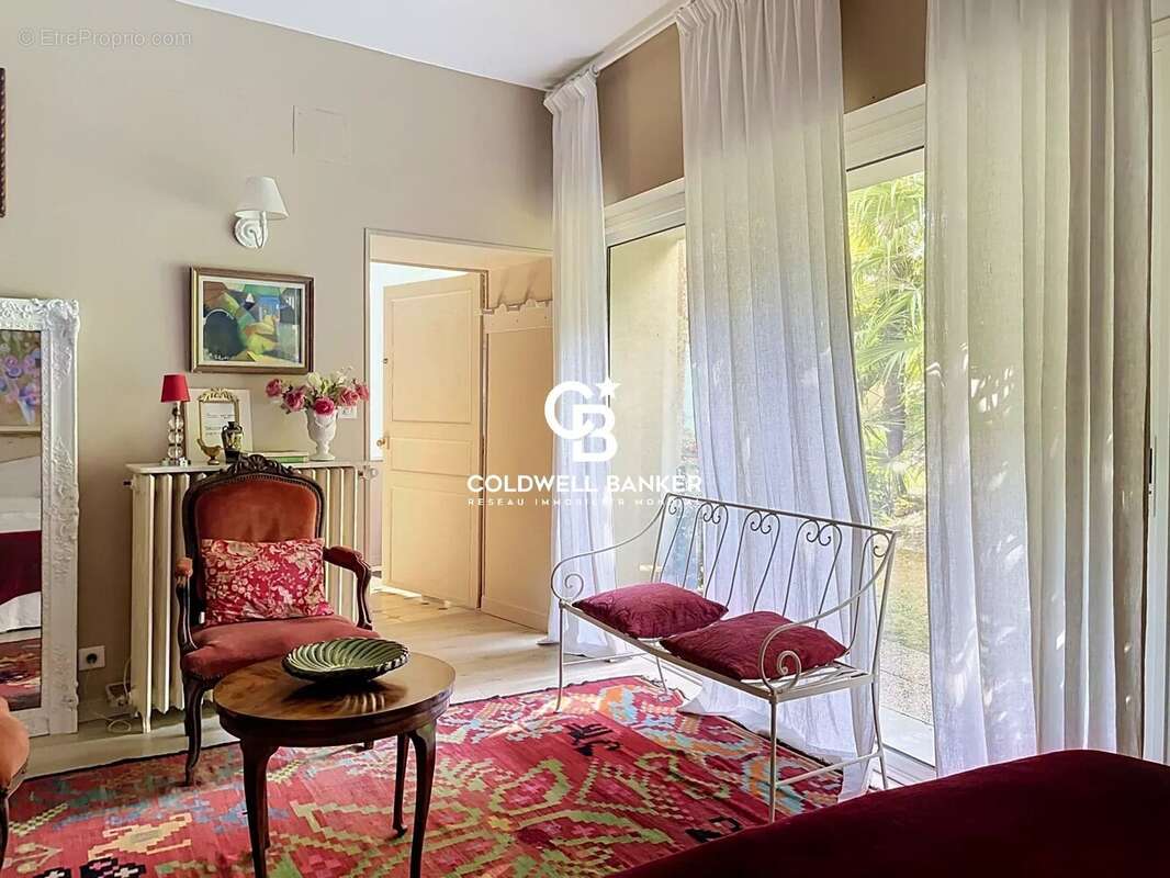 Hôtel particulier de caractère – Saint-Jean-d’Angély - photo 10