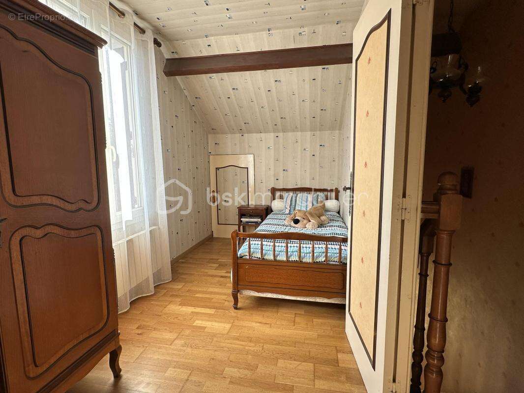 Maison à FLEURY-LES-AUBRAIS