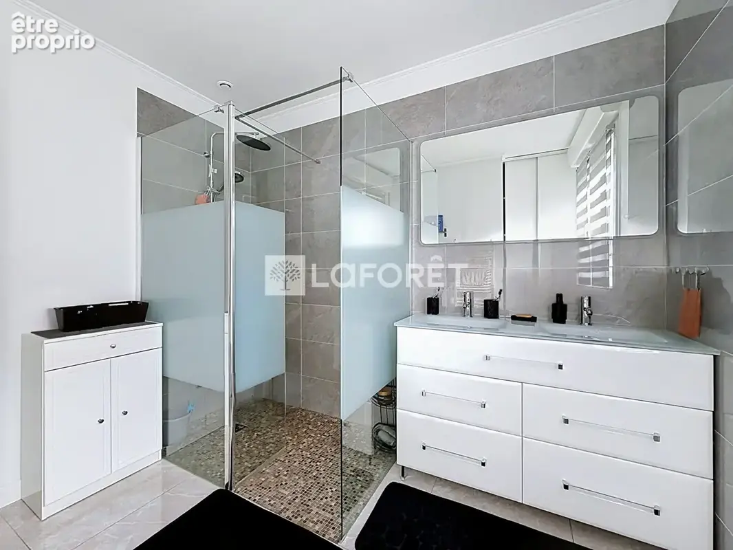 Laforêt Luzarches - Maison Chambly 6 pièce(s) 150m2 - photo 7