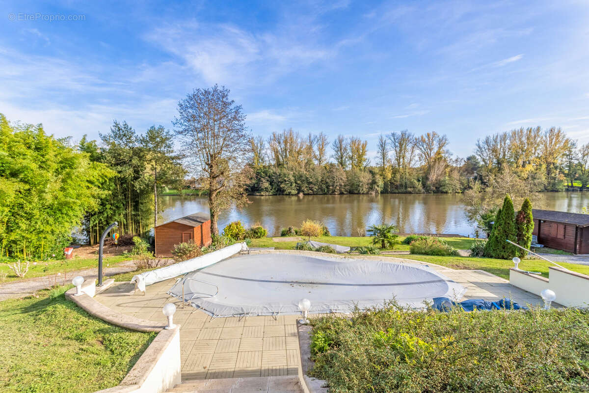 Maison à SAINT-SYLVESTRE-SUR-LOT