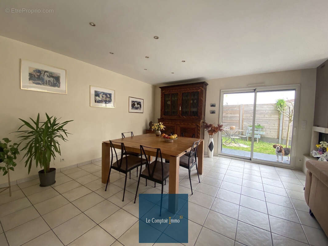 Maison à SAINT-LOUBES