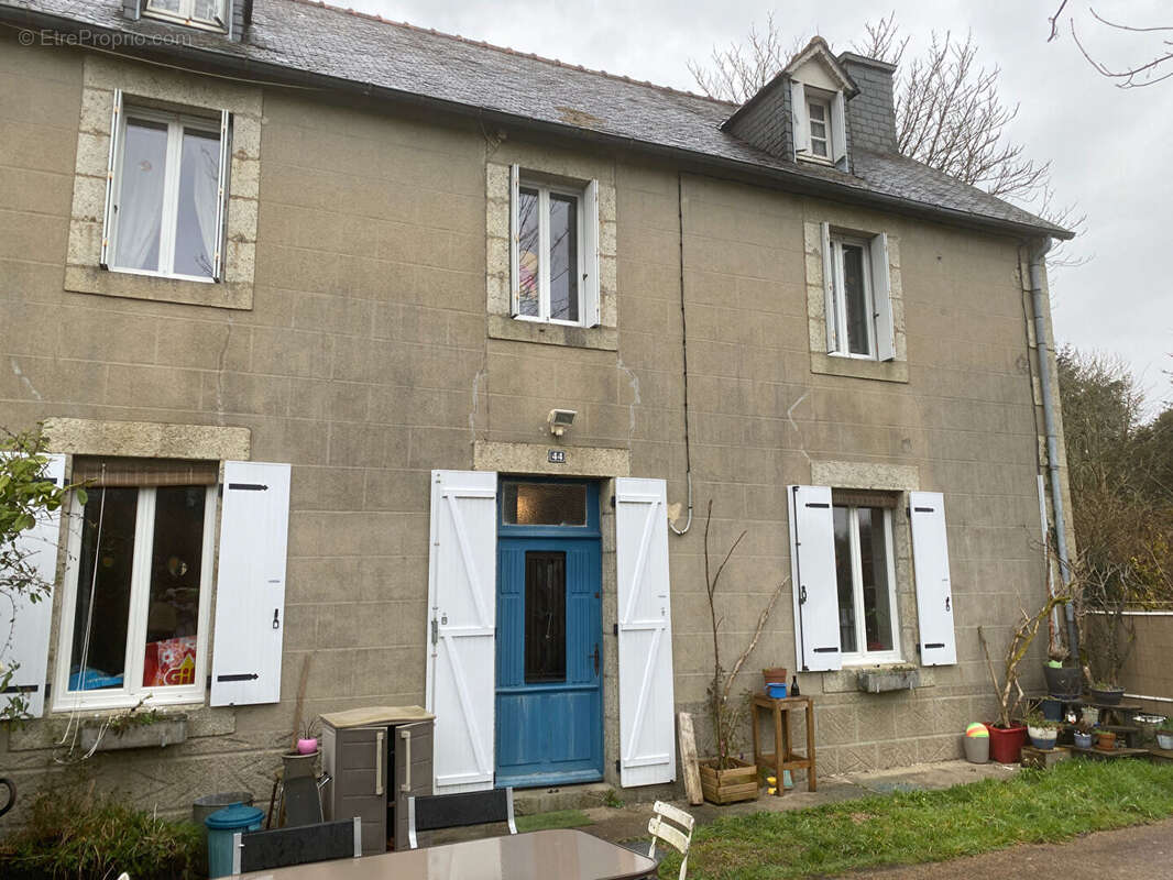 Maison à LA FEUILLEE