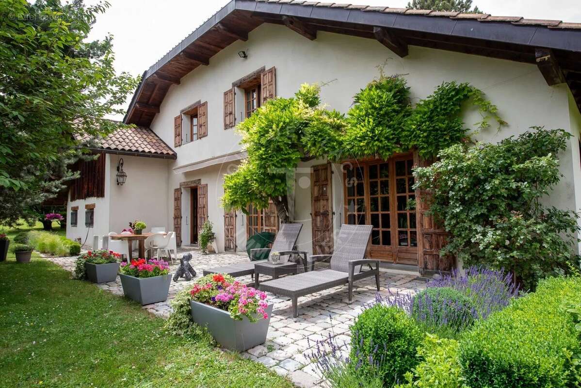 Maison à SEYTHENEX