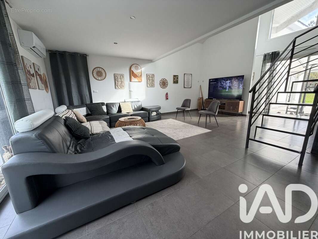 Photo 4 - Maison à AMBARES-ET-LAGRAVE