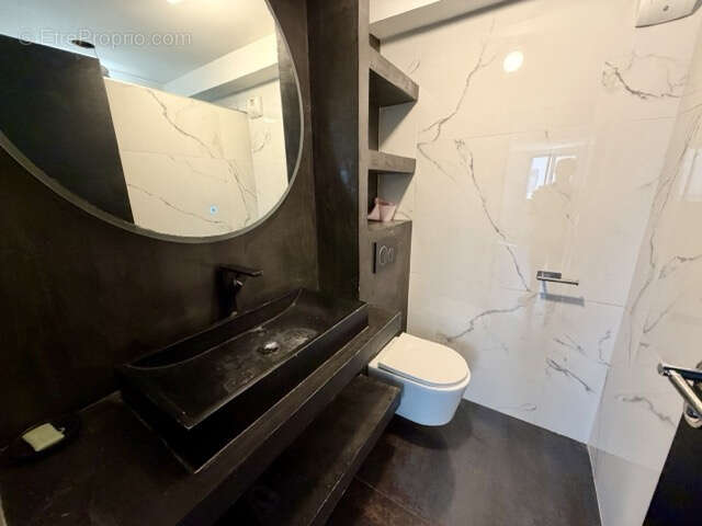 Appartement à EGUILLES