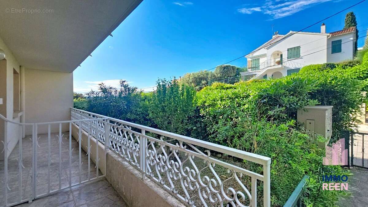 Appartement à SIX-FOURS-LES-PLAGES