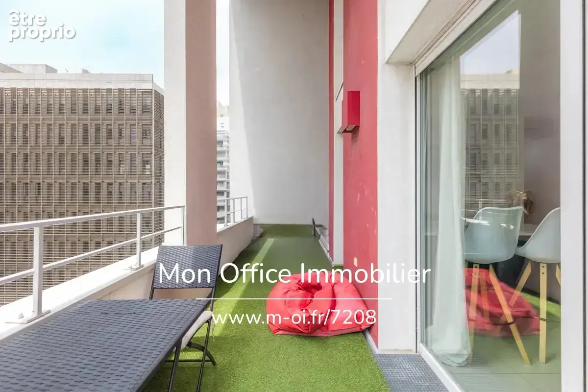 Référence : 7208-CLA. - Duplex 3 pièces avec terrasse et place de parking - photo 2