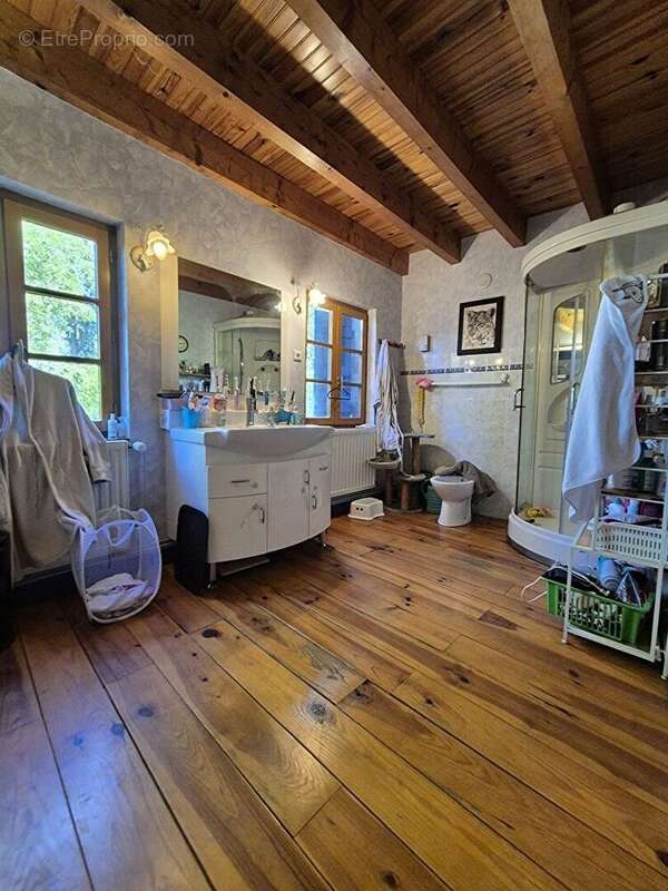 Maison atypique 151m²  - 3 chambres - terrain 2900m² - photo 6