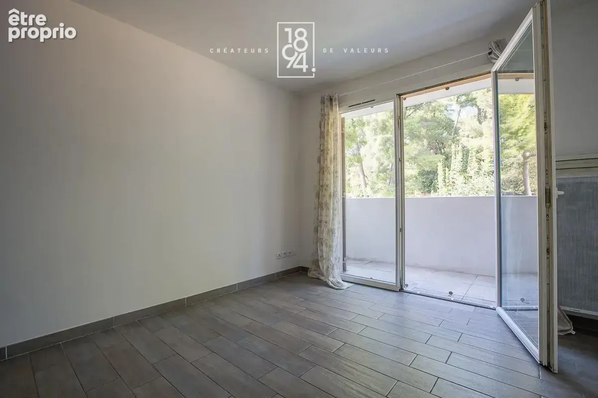 T1 de 20m2 avec balcon de 4m2 et box en sous sol - photo 3
