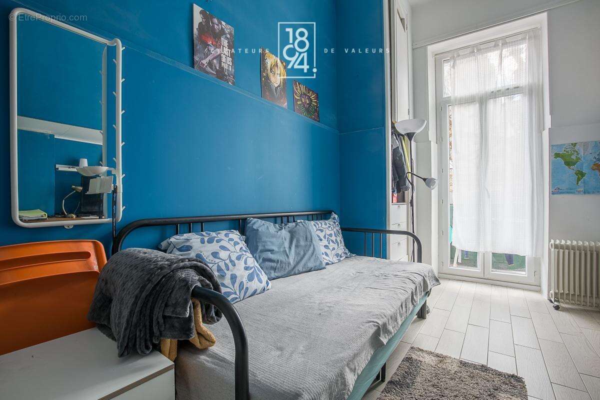 Appartement à MARSEILLE-6E