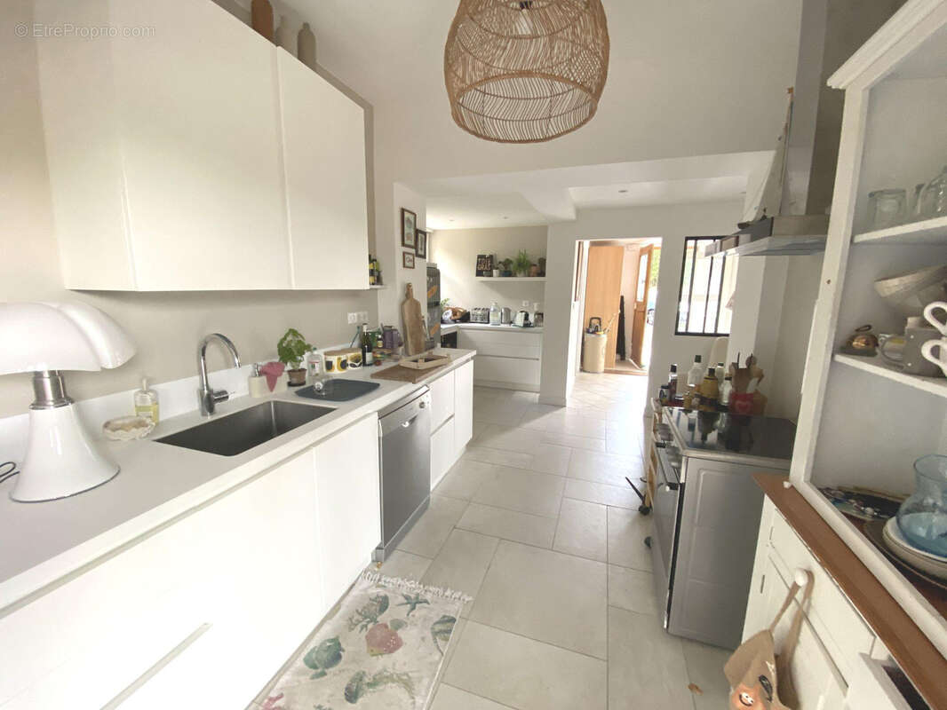 Maison à ARS-SUR-MOSELLE