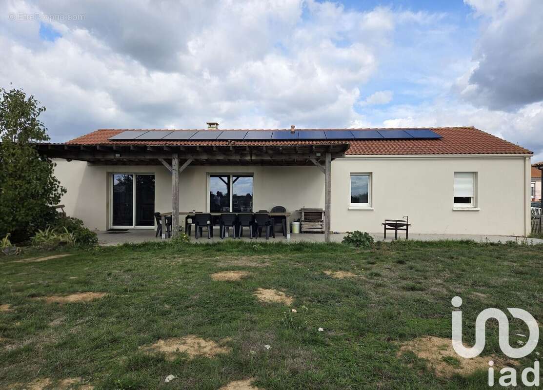 Photo 5 - Maison à CERNUSSON