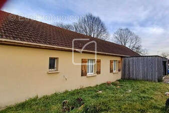Maison à GOURDON