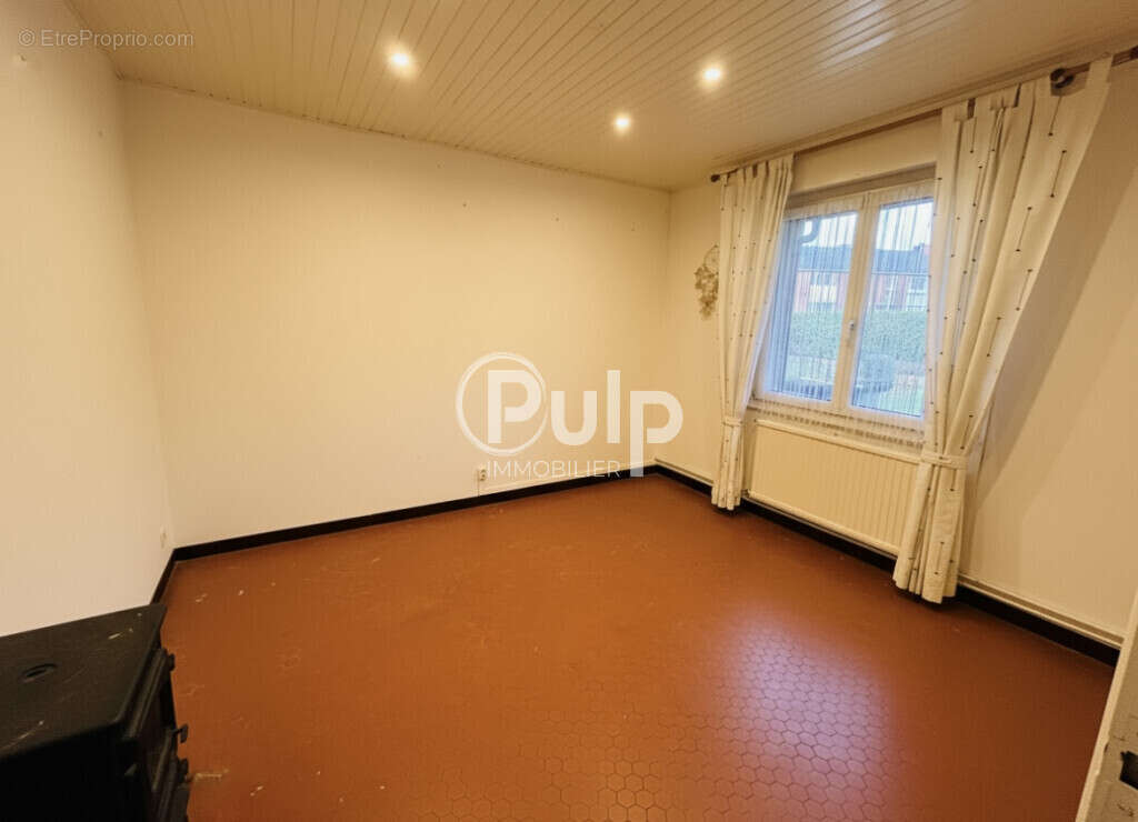 Maison à SIN-LE-NOBLE