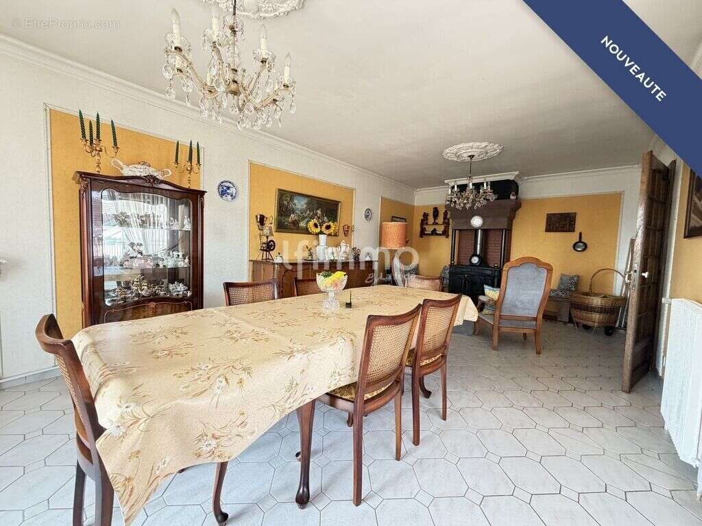 Maison à MORHANGE