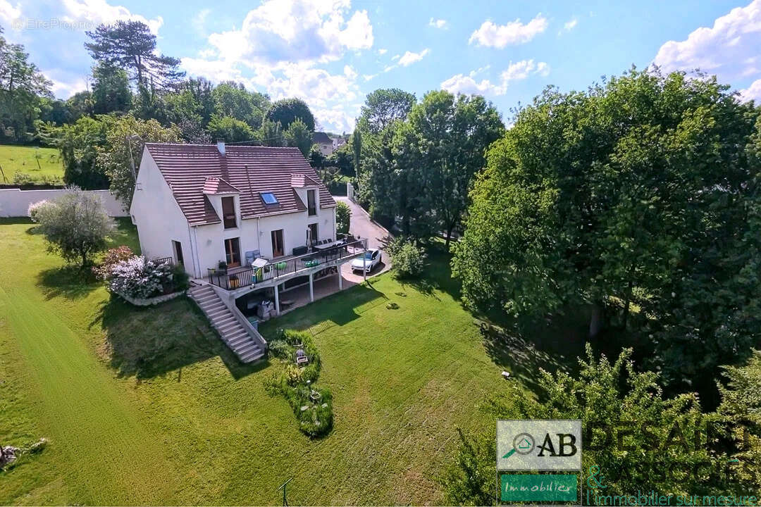 Villiers Sur Morin, à vendre, Maison individuelle 5 chambres au calme et proche de Disney, grand terrain de 25 - photo 13