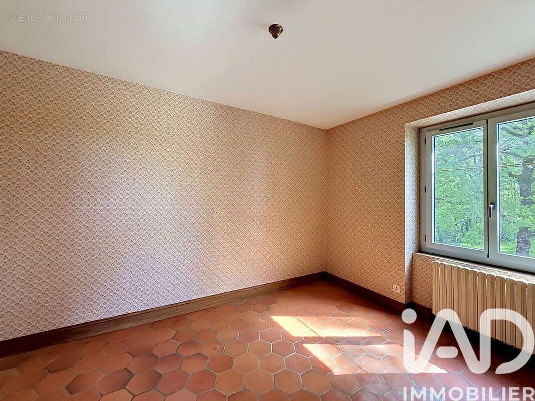 Maison 141 m² à Cressensac  - photo 7