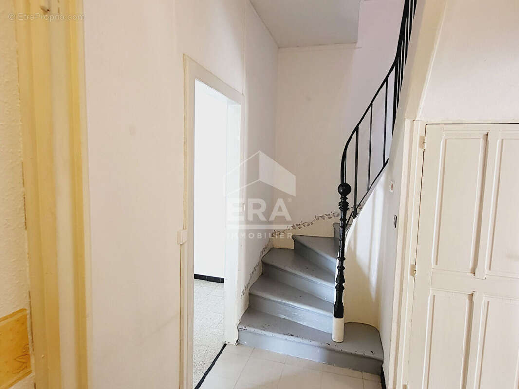 Maison à CHATEAU-ARNOUX-SAINT-AUBAN