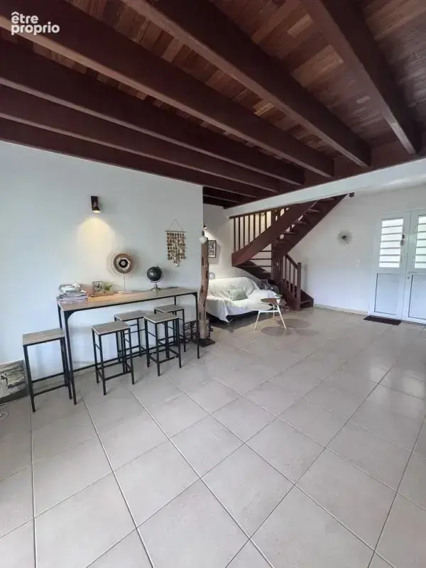A VENDRE Villa T5 - Quartier Dumaine Le François (97240) - photo 3