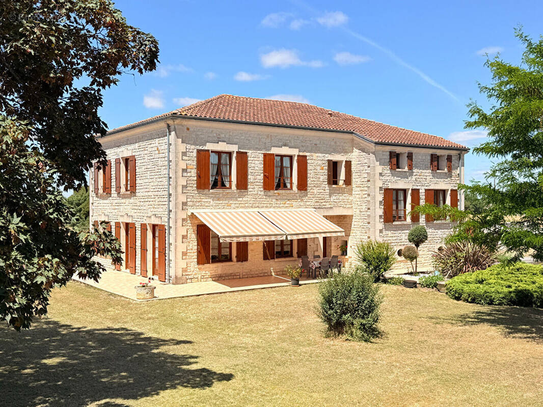 Maison à ANGOULEME