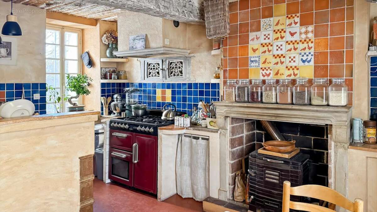 Maison à TAVERNES