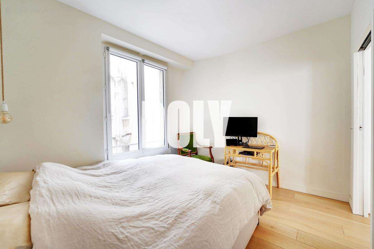 Appartement à PARIS-9E