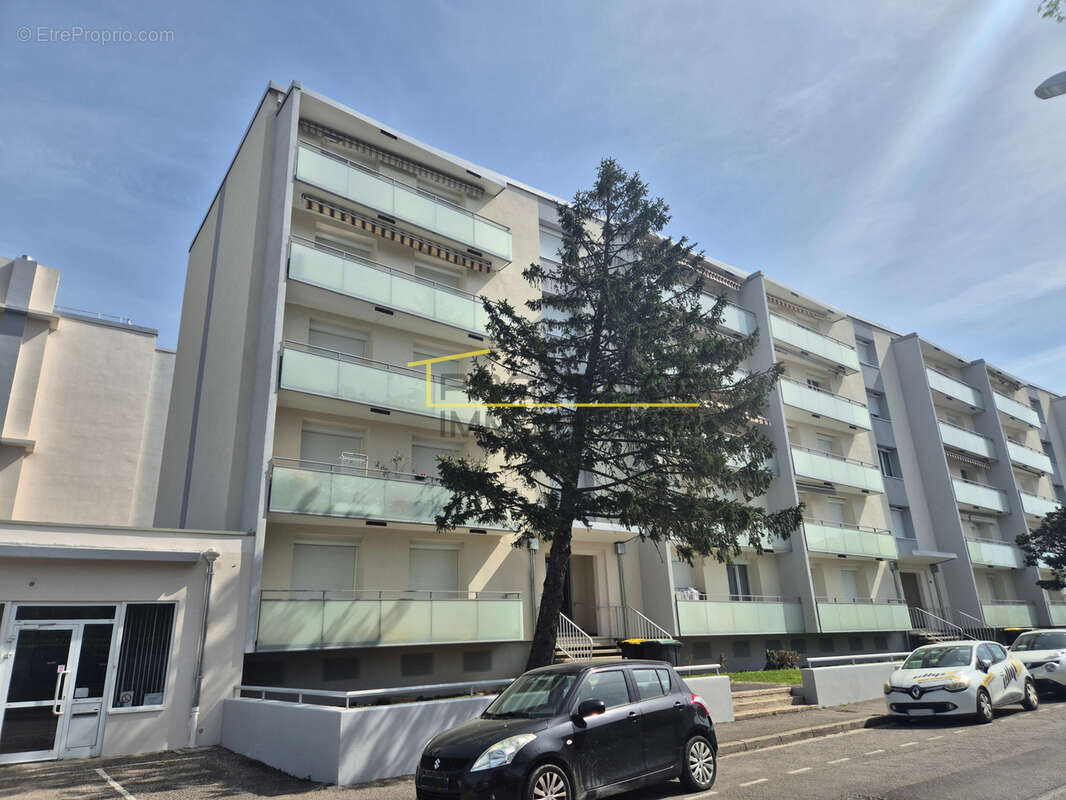 Appartement à MONTELIMAR