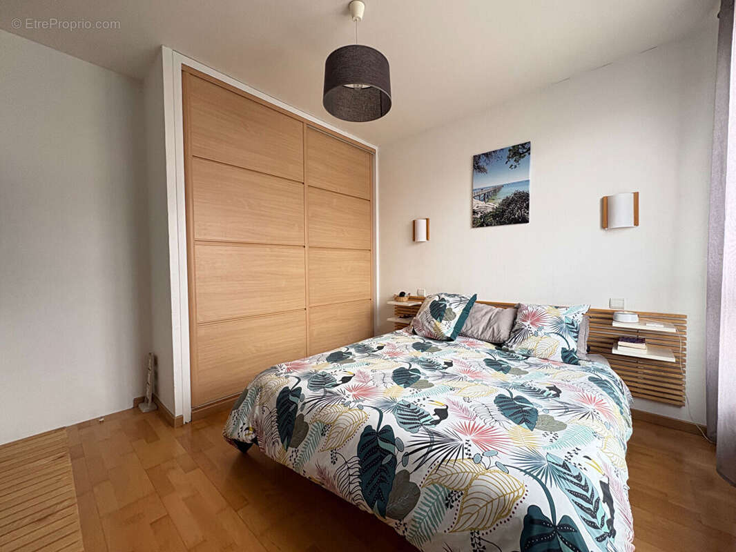 Maison à VERRIERES-LE-BUISSON