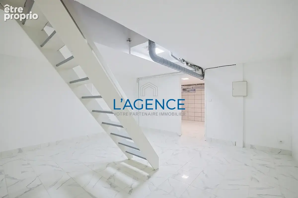 Appartement T2 de 79m2 habitables (47 m2 loi carrez ) au centre ville de Hyères - photo 8