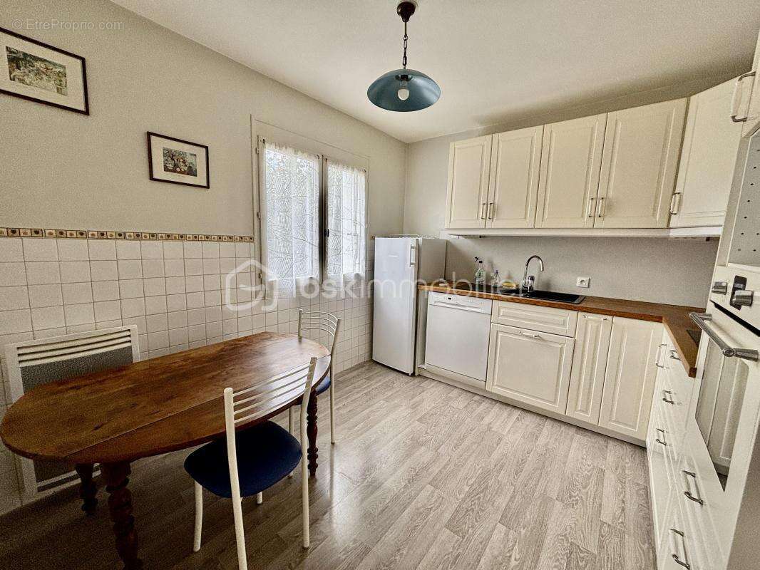 Appartement à SAINT-CYR-SUR-LOIRE