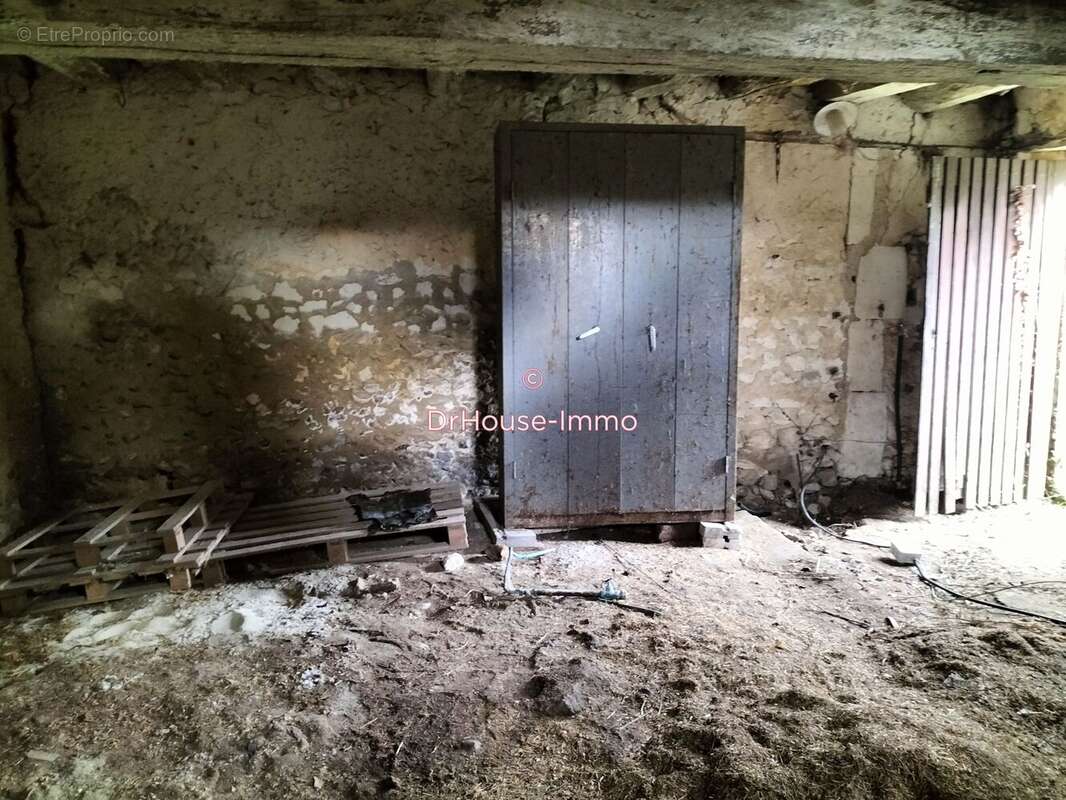 Maison 120 m² à Mayet  - photo 43
