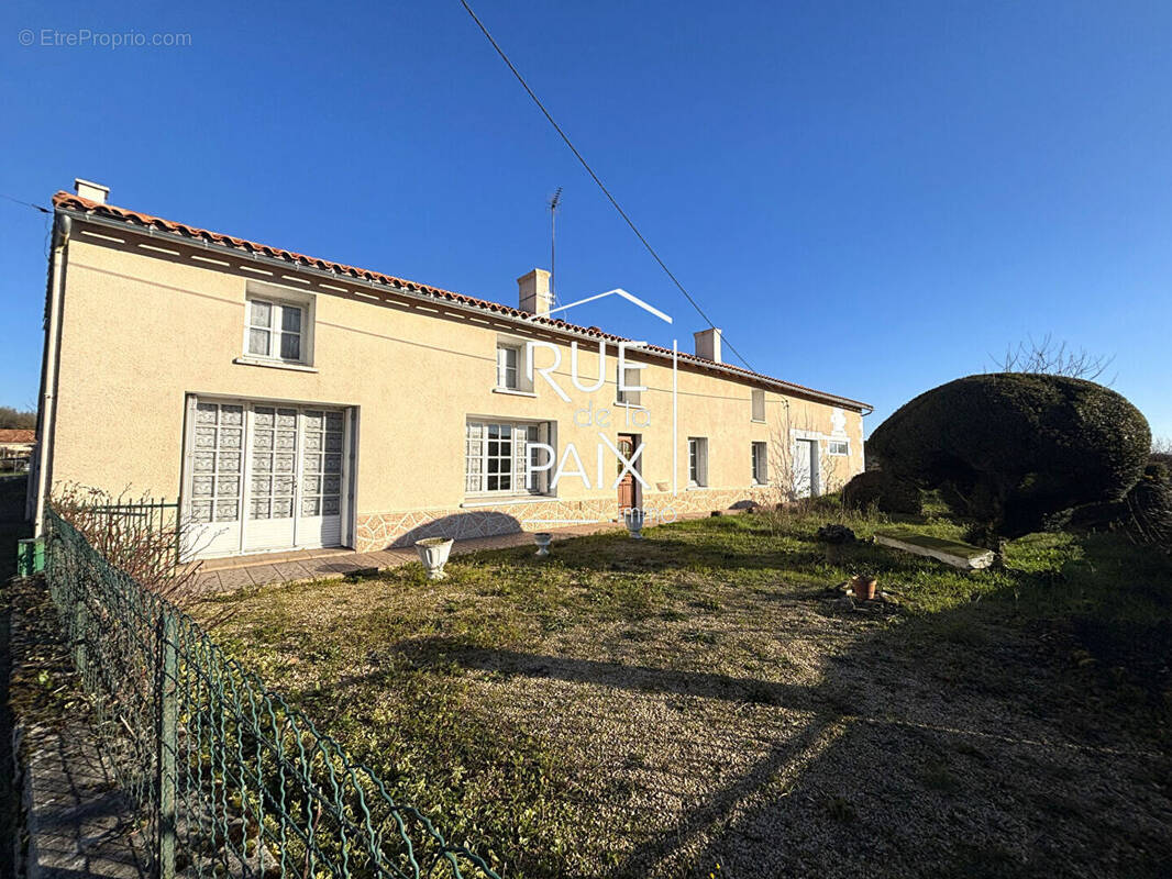 Maison à CHALANDRAY