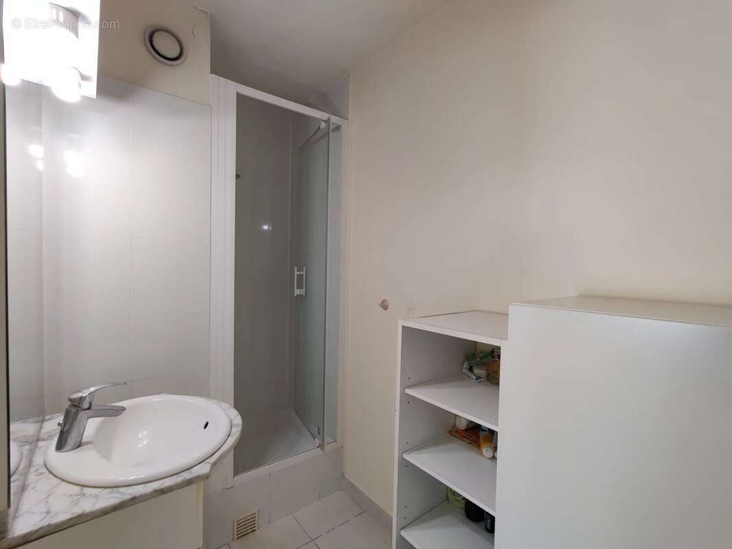 Appartement à PARIS-12E