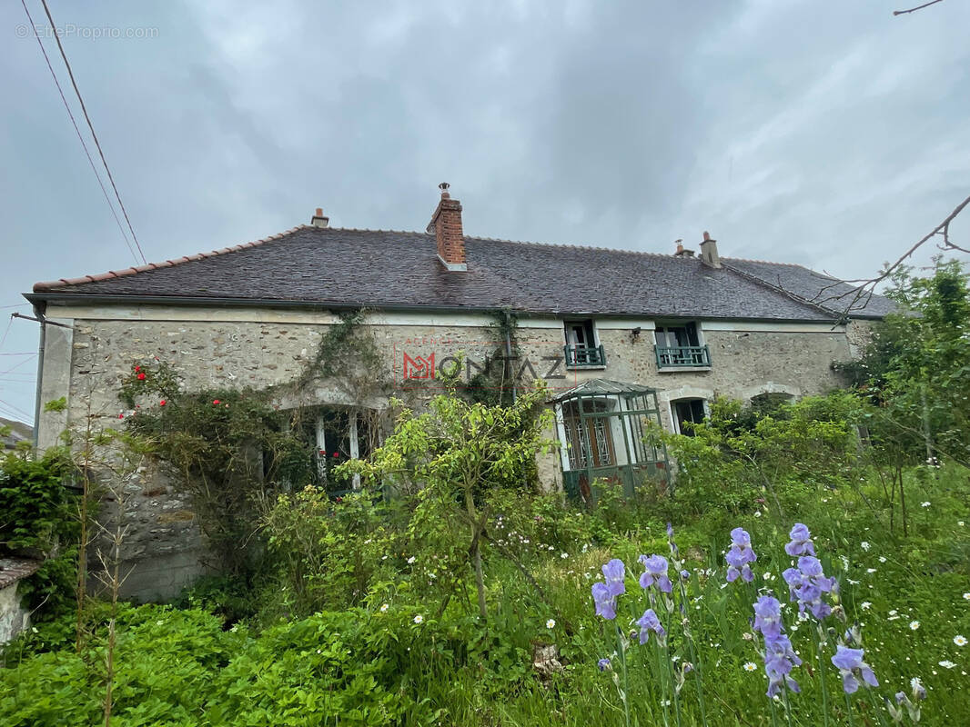 Maison à JOUY-SUR-MORIN