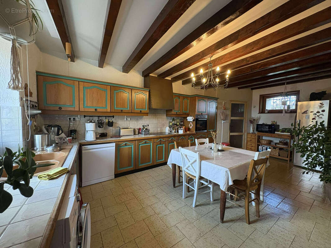 Maison à SAINT-NIZIER-D'AZERGUES