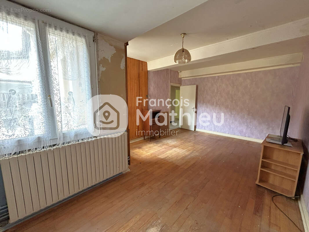 Appartement à VILLARS-LES-DOMBES