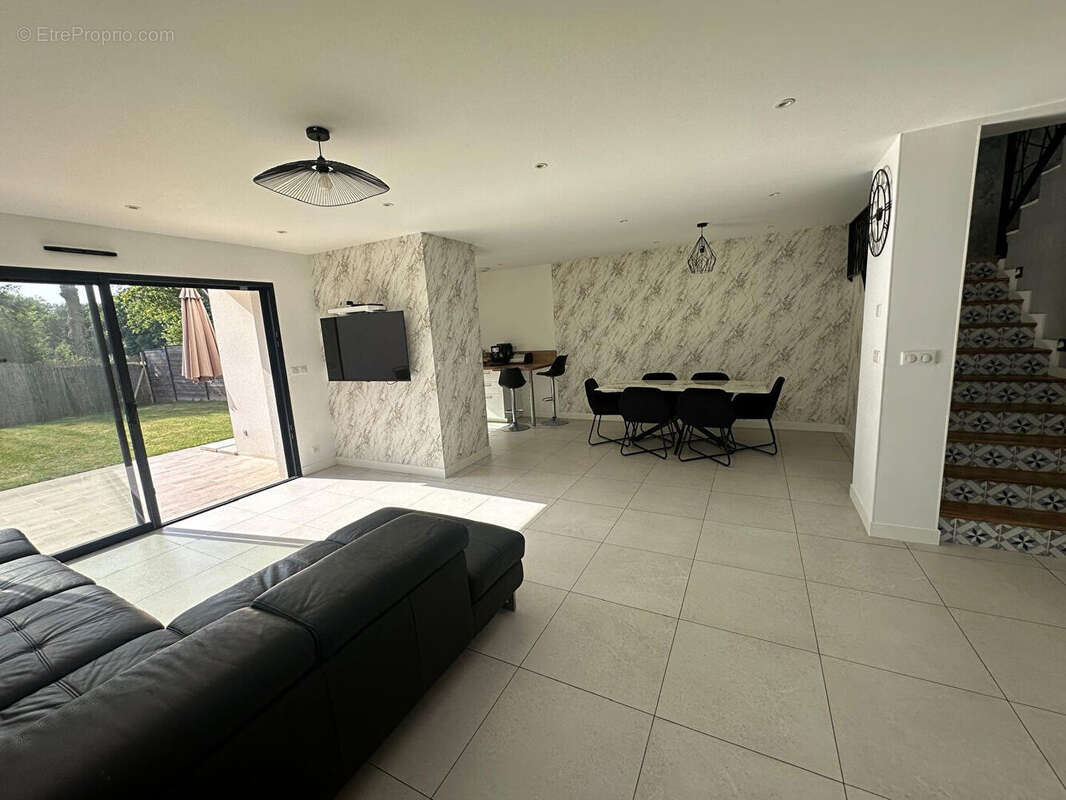 Orgères jolie Maison contemporaine T6 - photo 14