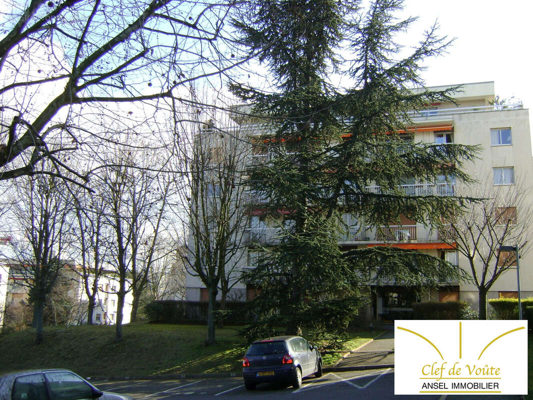 Appartement à RUEIL-MALMAISON
