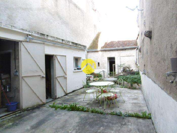Maison à LE BLANC
