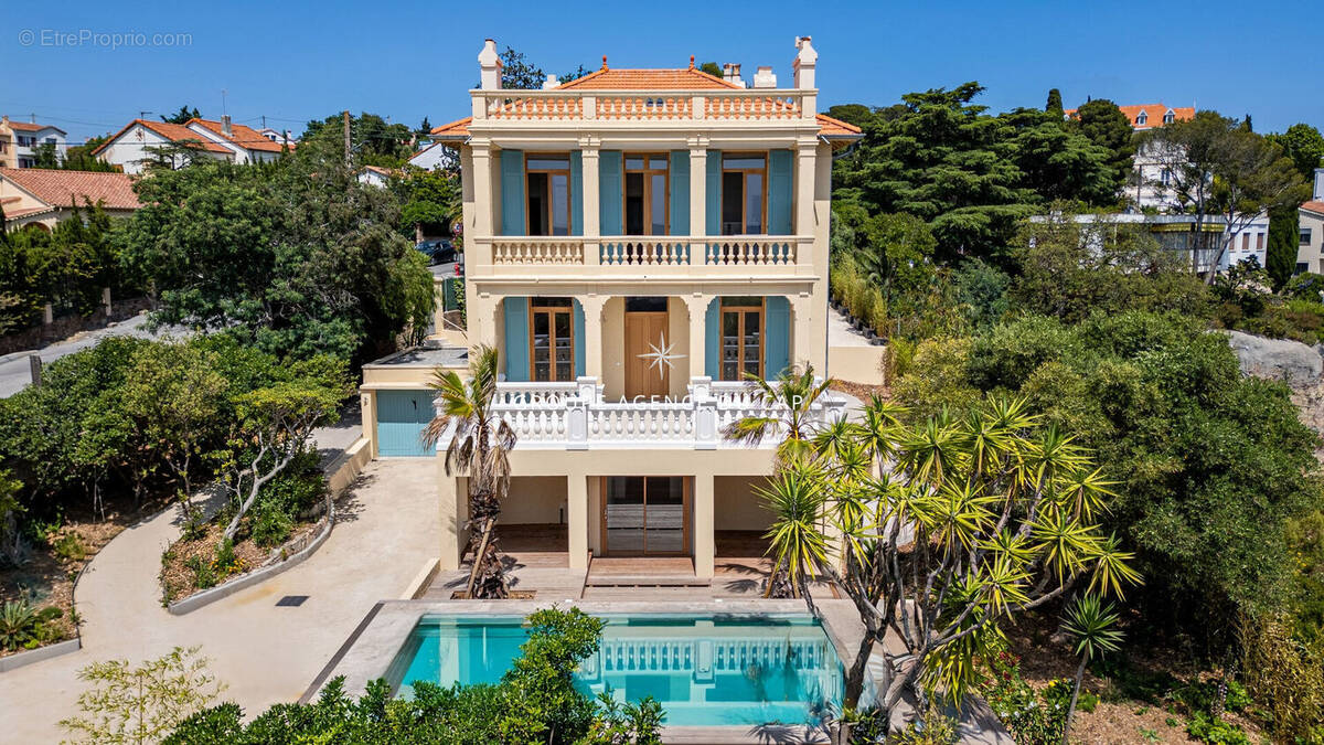 Maison à SAINT-RAPHAEL