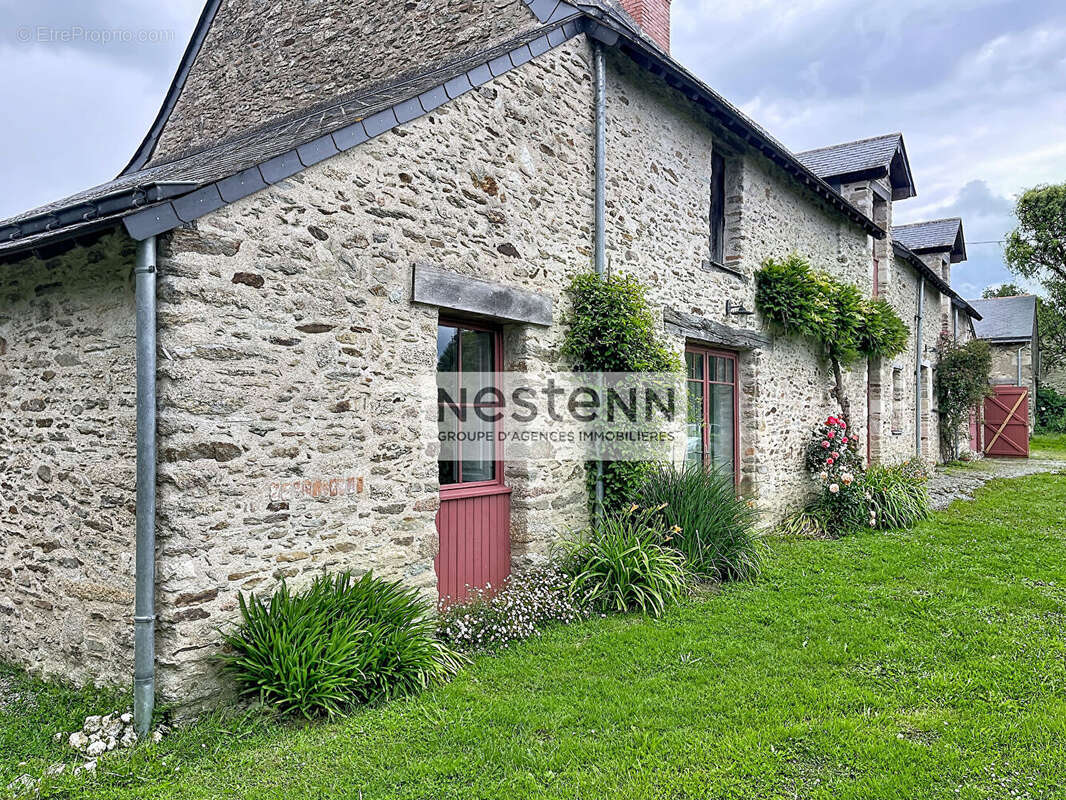 Maison à GRANDCHAMPS-DES-FONTAINES