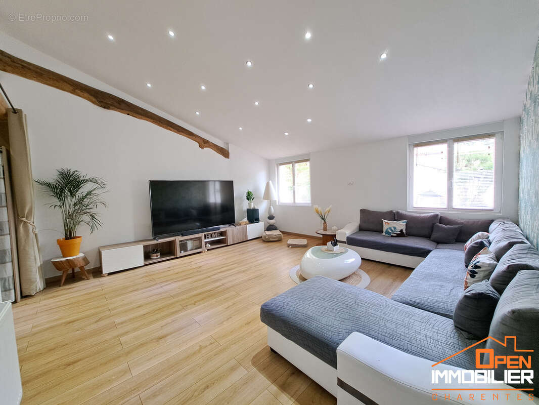 Maison à SAINT-BONNET