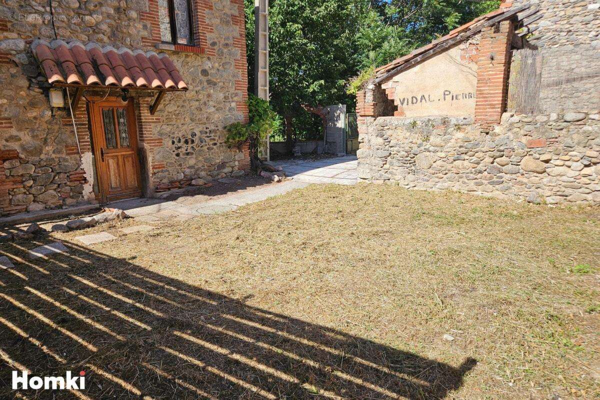 Maison/Villa T6 de 142 m2 à Prades 66500 - photo 2