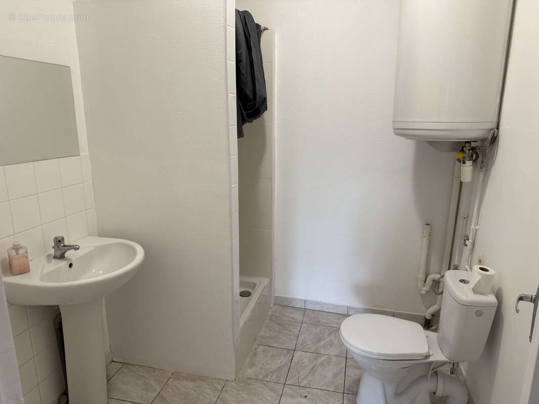 Appartement à BRIENON-SUR-ARMANCON