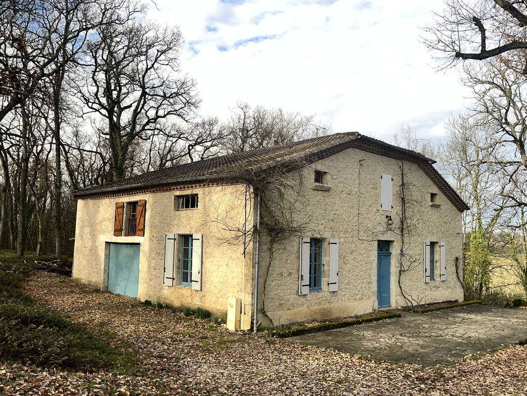 Maison à MAUVEZIN