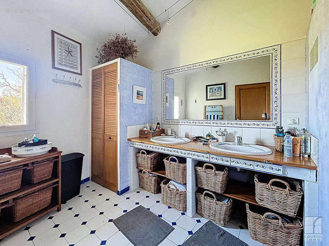 Maison à GENERAC