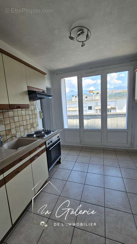 T4 en dernier etage a saint martin d'heres - photo 5
