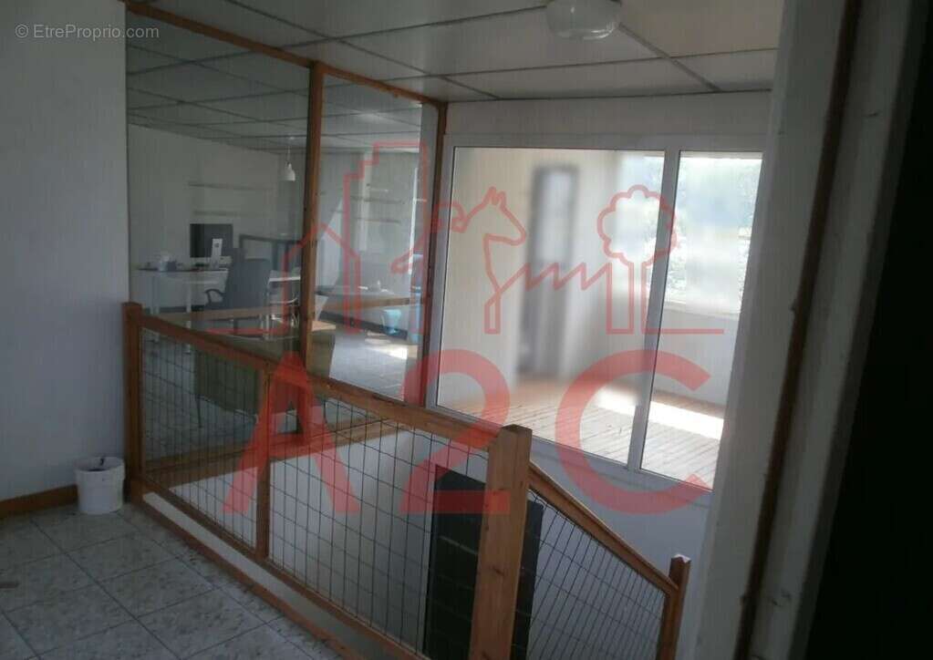 Commerce à LA ROCHE-SUR-YON