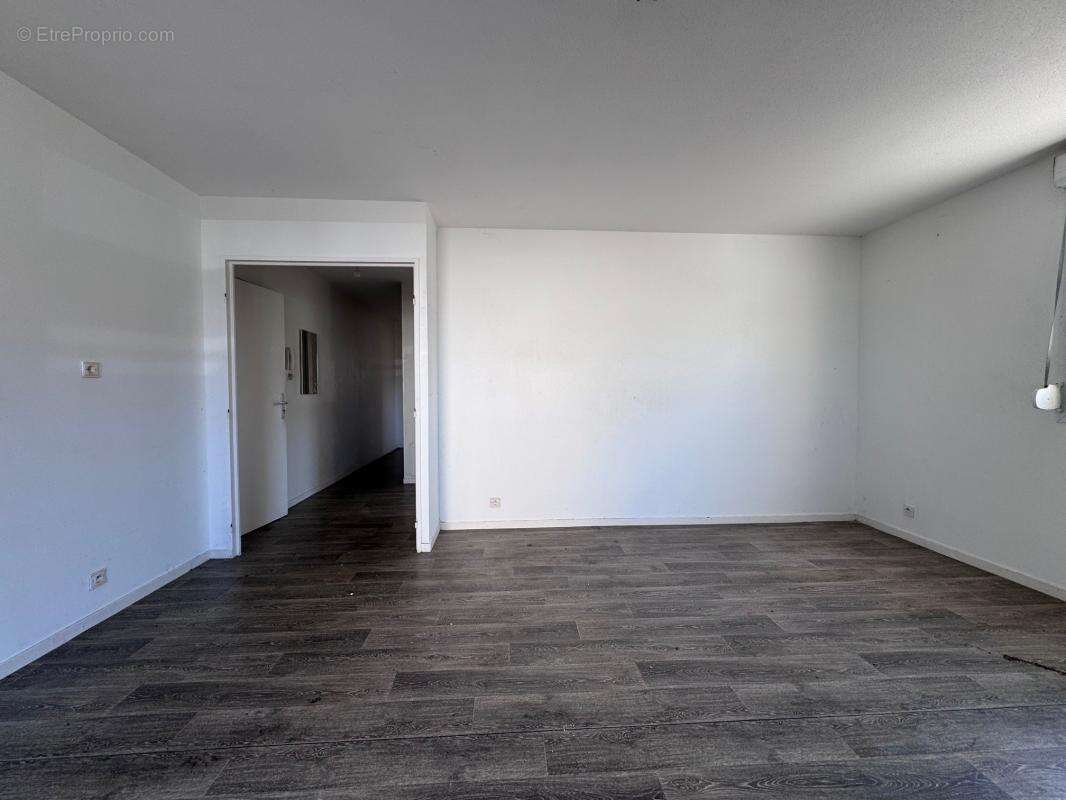 Appartement t3  au rdc avec terrasse - photo 8