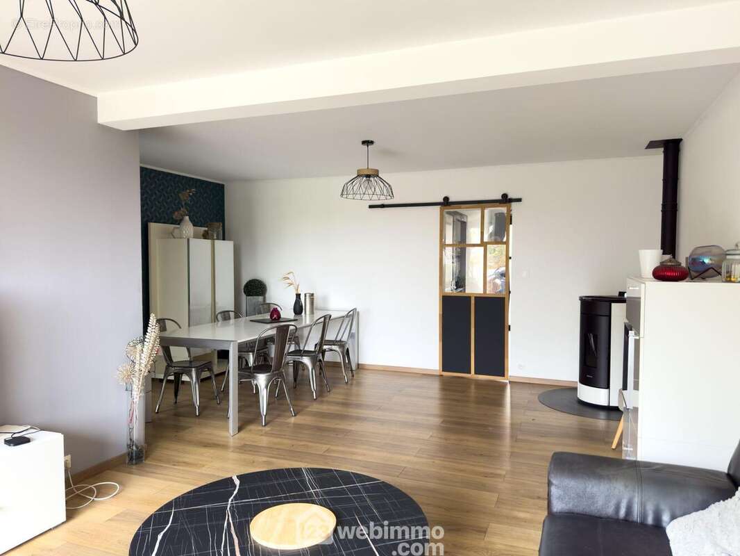 ...son poêle et ... - Maison à CHOLET